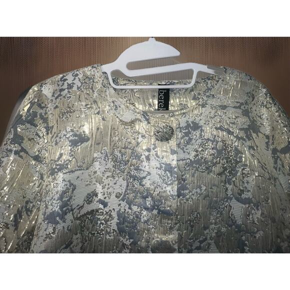 Sold - Picture 5 of 8